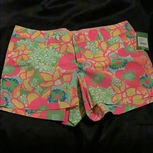 Illy Pulitzer shorts